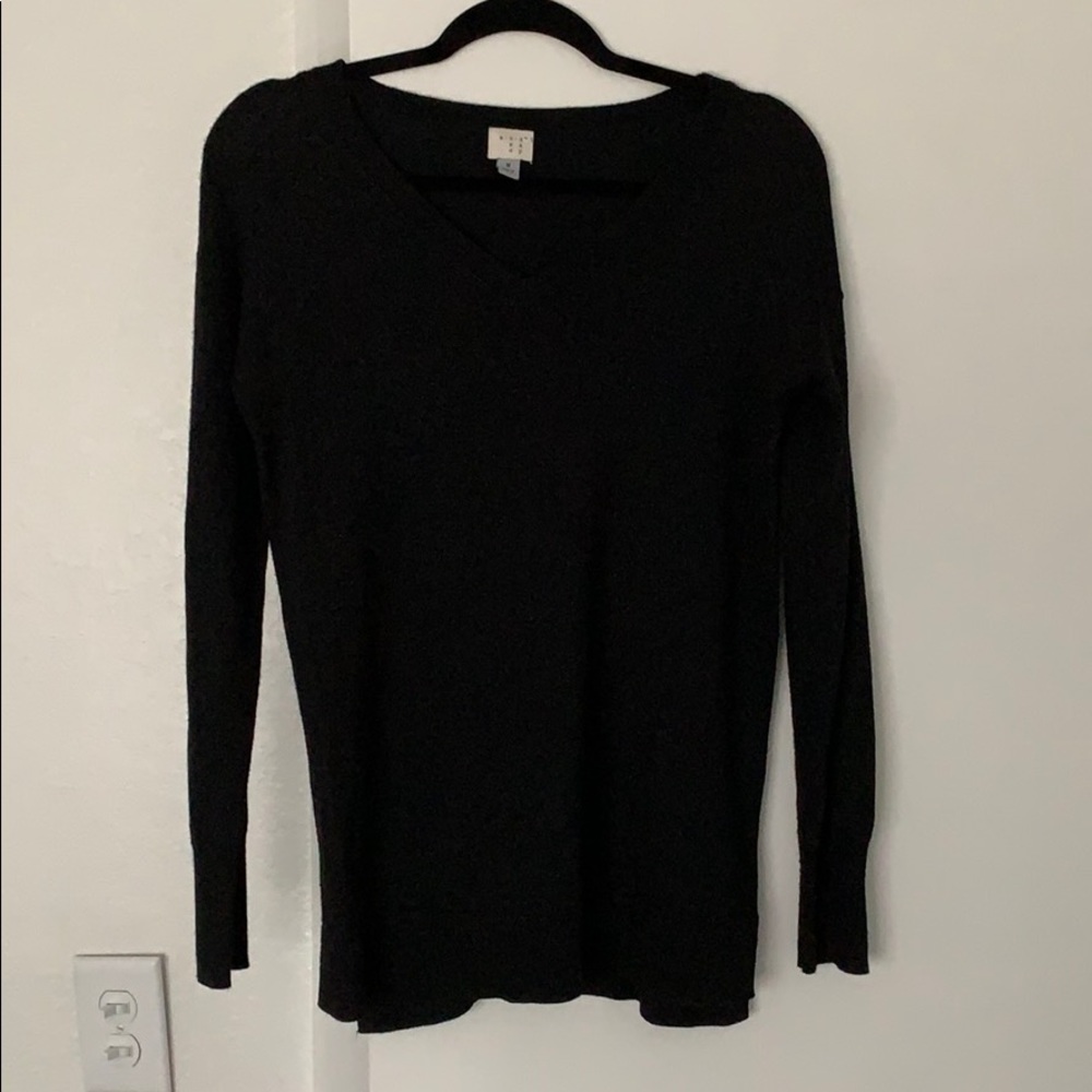 Black v neck sweater